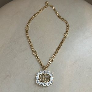 Costume jewelry, necklace